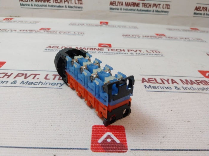 Fuji Electric Ar30Jr-2A Select Switch 250V 6A A600 R300 P/N 224