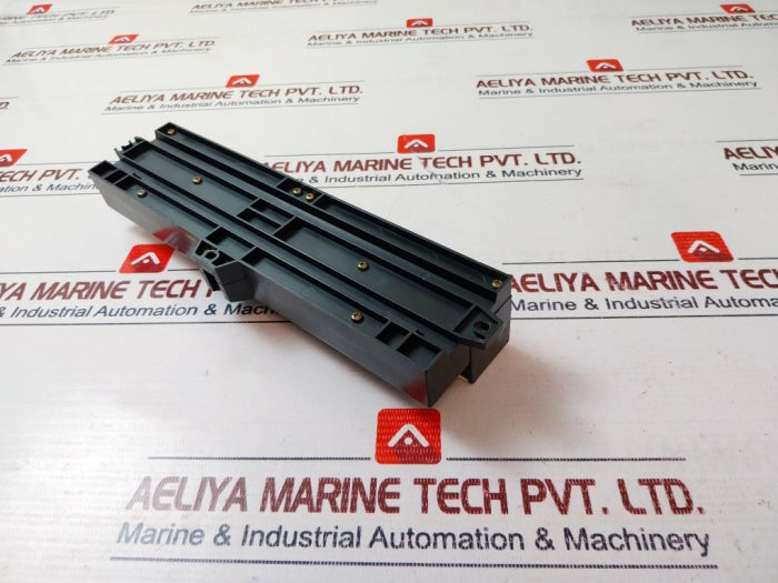 Fuji Electric Au-cw 51B1-02 Terminal Block