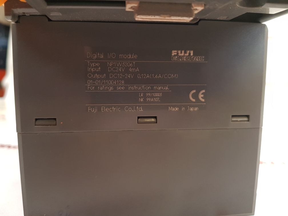 Fuji Electric NP1S-42,NP1PH-16,NP1L-TMB,NP1AX04-MR Power Supply Module