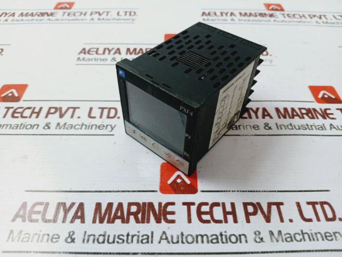 Fuji Electric Pxf4acy2-fv100 Temperature Controller 100-240 Vac 50/60hz 10va