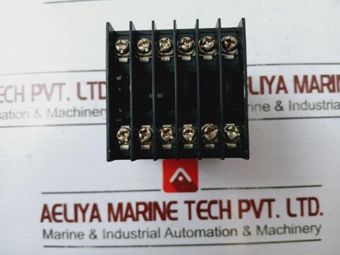 Fuji Electric Pxf4acy2-fv100 Temperature Controller 100-240 Vac 50/60hz 10va