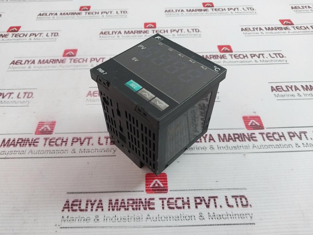 Fuji Electric Pxr7Tay1-fv000 Temperature Controller 100-240Vac