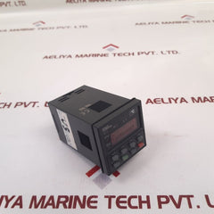 Fuji Electric Pxz4-tay1-5V Temperature Controller