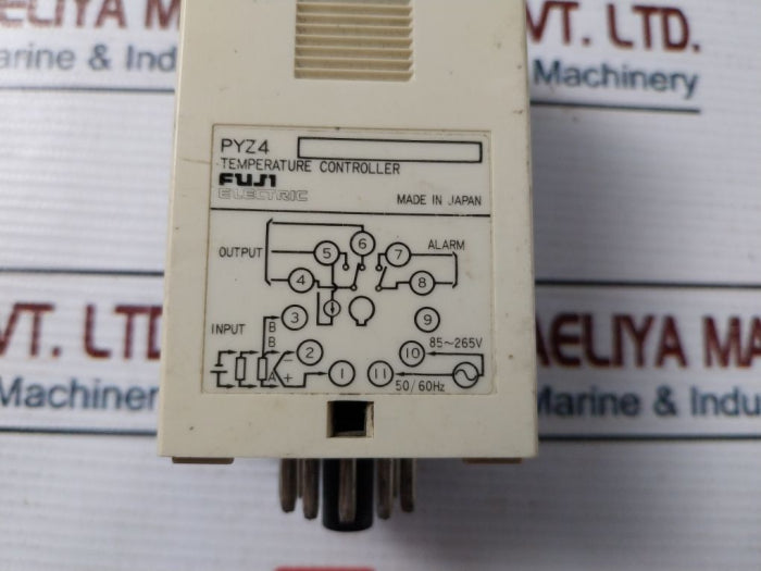 Fuji Electric Pyz4Tby2-1E Temperature Controller 4Z8104T