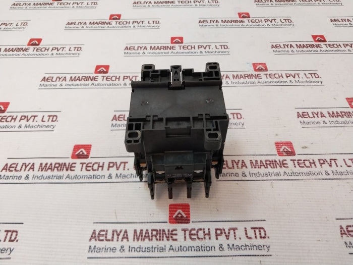 Fuji Electric Sc-n1 Magnetic Contactor 50A, 400-440V 60Hz