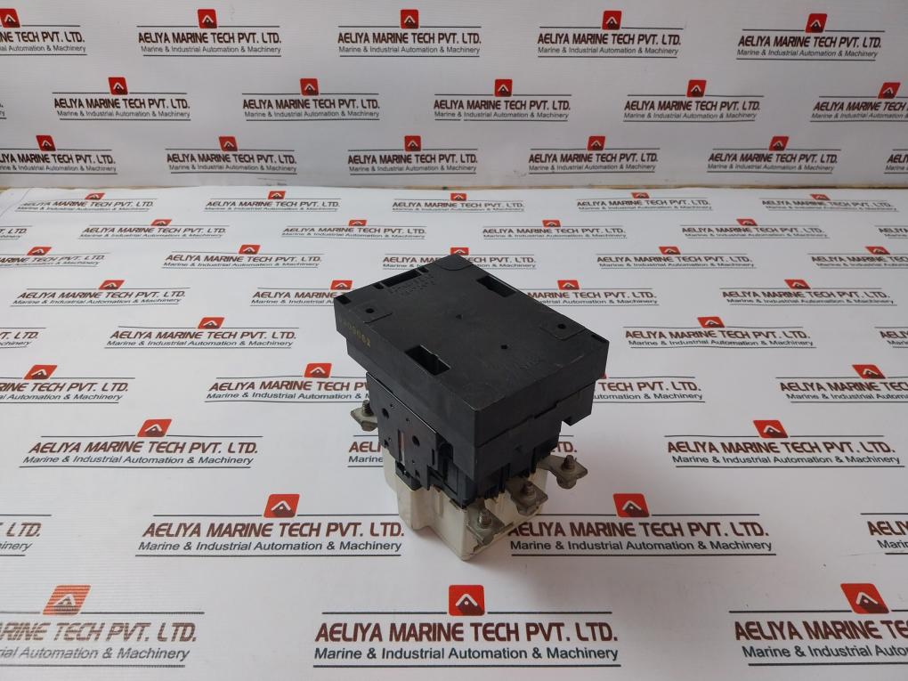 Fuji Electric Sc-n5 [93] Magnetic Contactor 150A 100-127V 50/60Hz