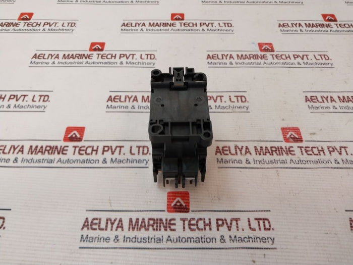 Fuji Electric Sh-4 Auxiliary Relay 690V 10A Gb 14048.5