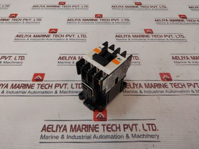 Fuji Electric Sh-4 Auxiliary Relay 690V 10A Gb 14048.5
