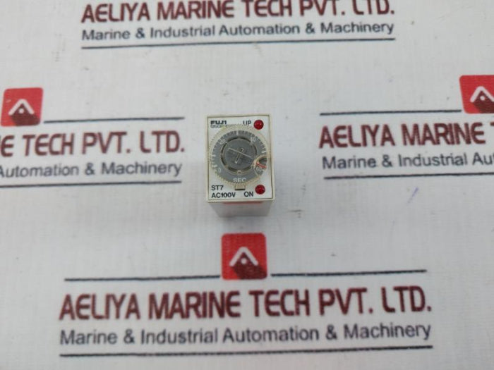 Fuji Electric St7P-2 Timer Relay 0-60 Sec Ac100V 3A 240Vac