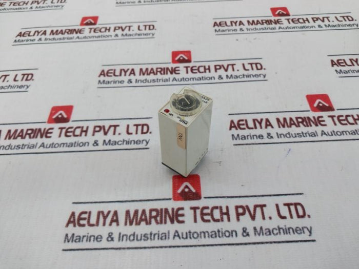 Fuji Electric St7P-2 Timer Relay 0-60 Sec Ac100V 3A 240Vac