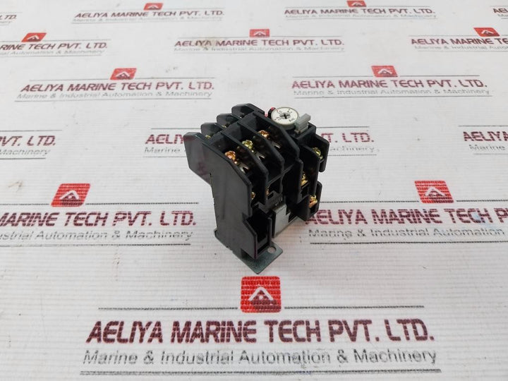 Fuji Electric Tr-0Q/A Overcurrent Relay 2.8-4.2 Arc
