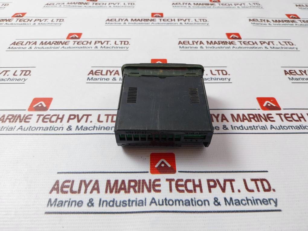 Full Gauge Tc-900E Log/03 Log Digital Freezing And Defrost System Controller