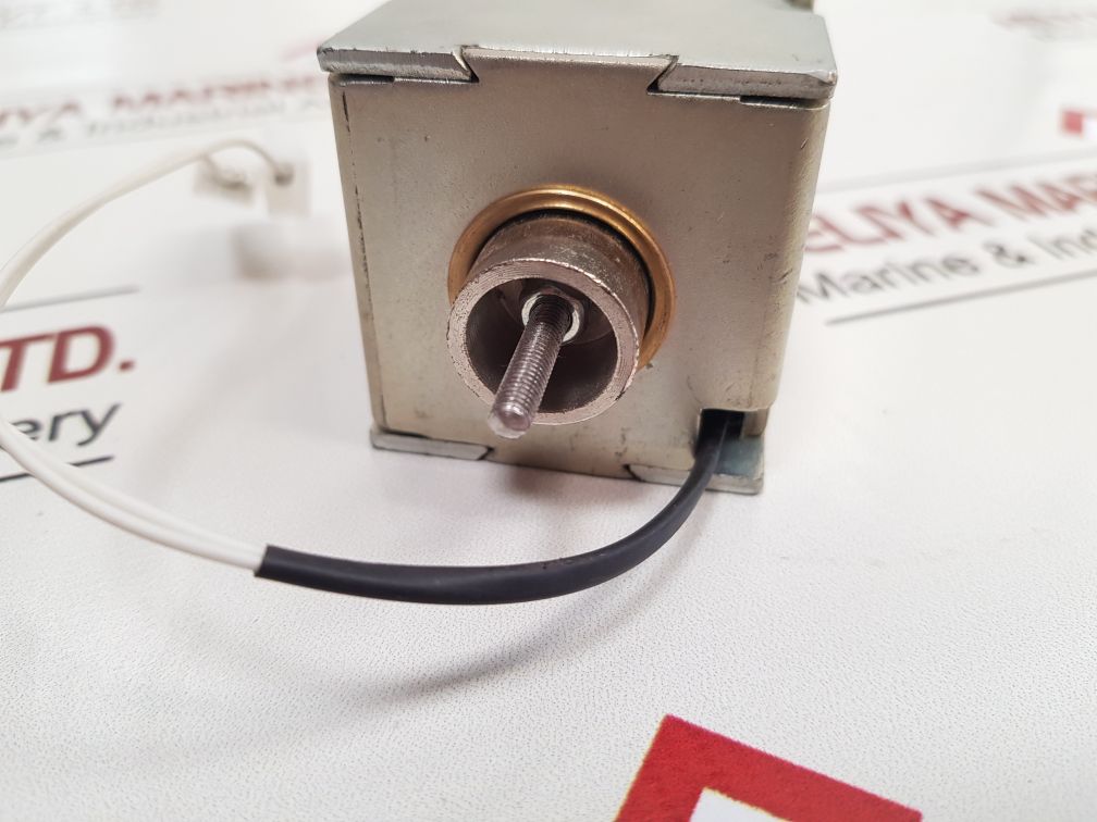 Abb Gb Apr/13 10-127V~ 110-132V