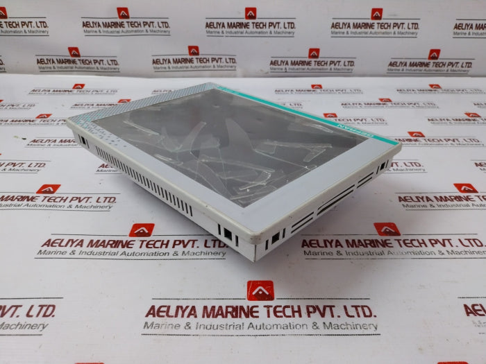 Gefran Gf_vedo-104ct-vw0-00-00-g Industrial Computer 24vdc