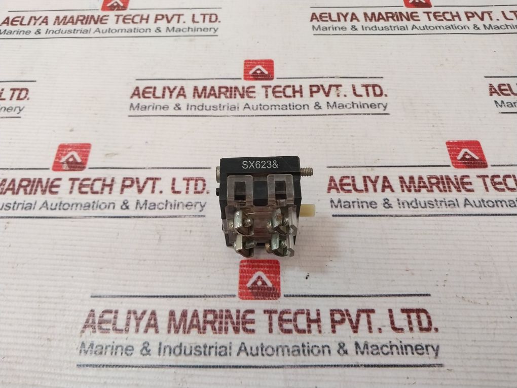 General Electric Cr104p Selector Switch A600