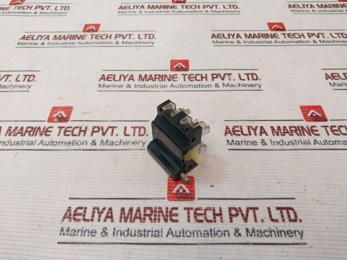 General Electric Cr104P Selector Switch