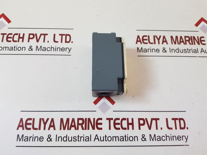 General Electric Cr115Lb1 Limit Switch Body