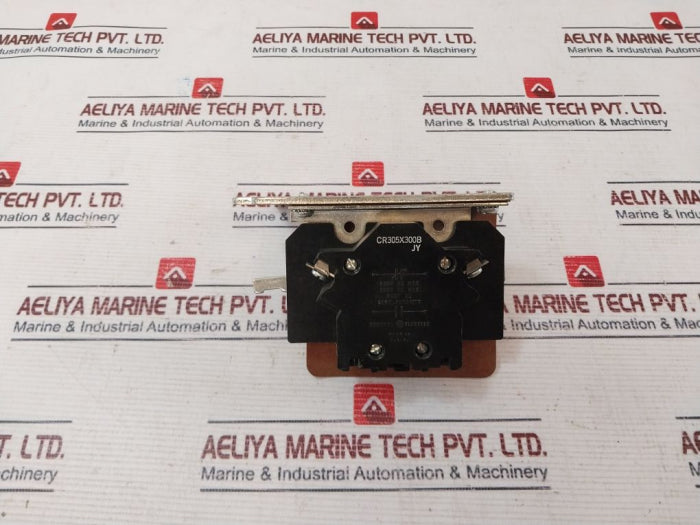 General Electric Cr305X300B Auxiliary Contact 120Vac 1 Nc 3/4