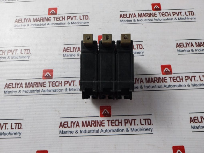 General Electric Thhqb 3 Pole Circuit Breaker 20A