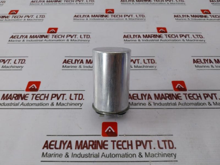 Genteq 97F9445 Motor Run Capacitor 50/60Hz +6 -6% 370 Vac , P10000Afc , Jc165703