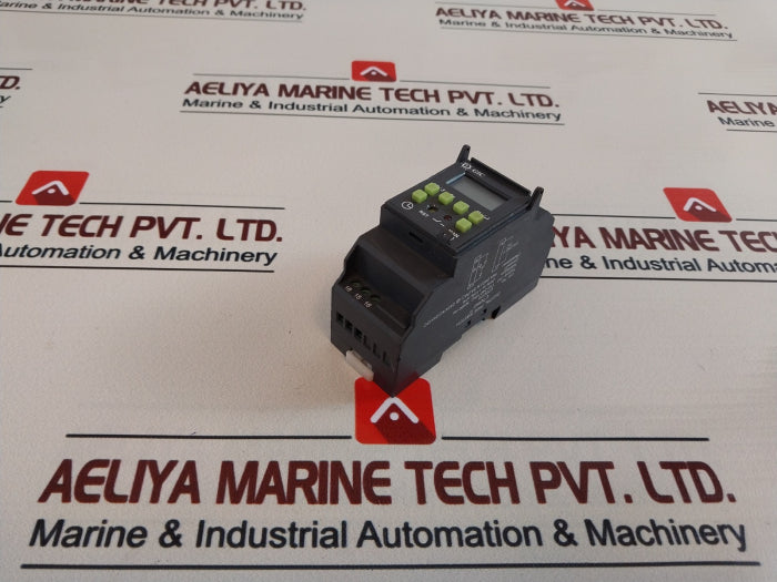 Gic 67Ddt0 Digital Time Switch 110-240 Vac 50/60Hz 100-240V Ac