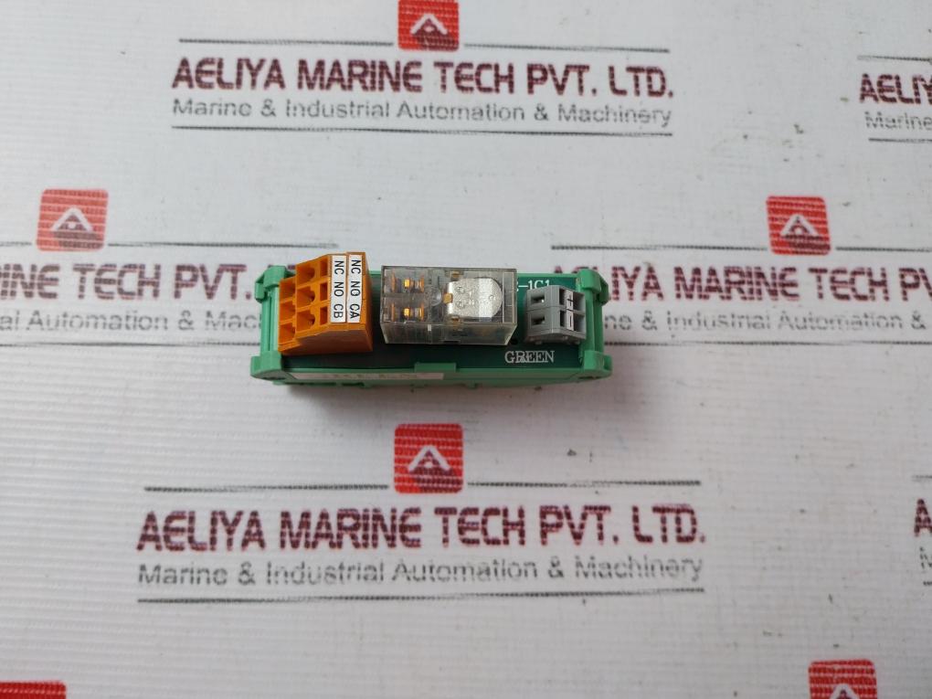Green R-1C1 Relay W/ Socket 5A 250Vac