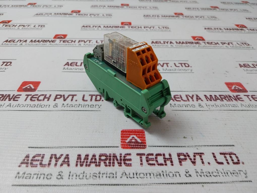 Green R-1C1 Relay W/ Socket 5A 250Vac