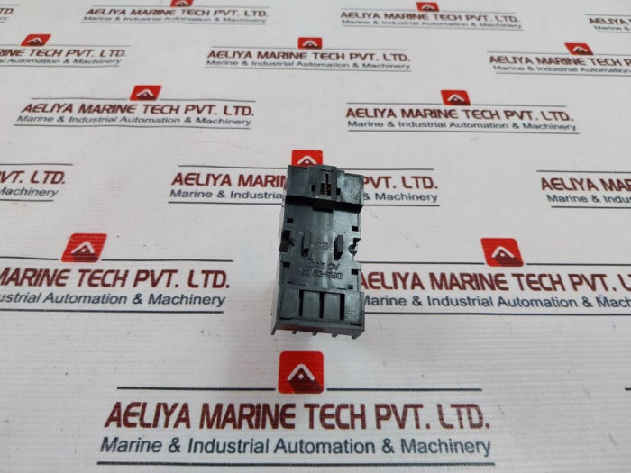 Han Kuk Hr705-4P Relay With Socket 3A 24Vdc