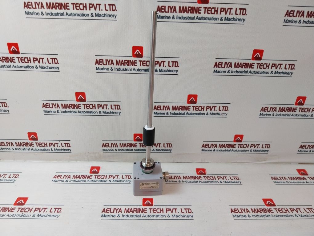 Heinrich Kubler Alvr1-vuu-l380-sb30/45A-gl/Bv Level Switch 230V 0.5A 40Va