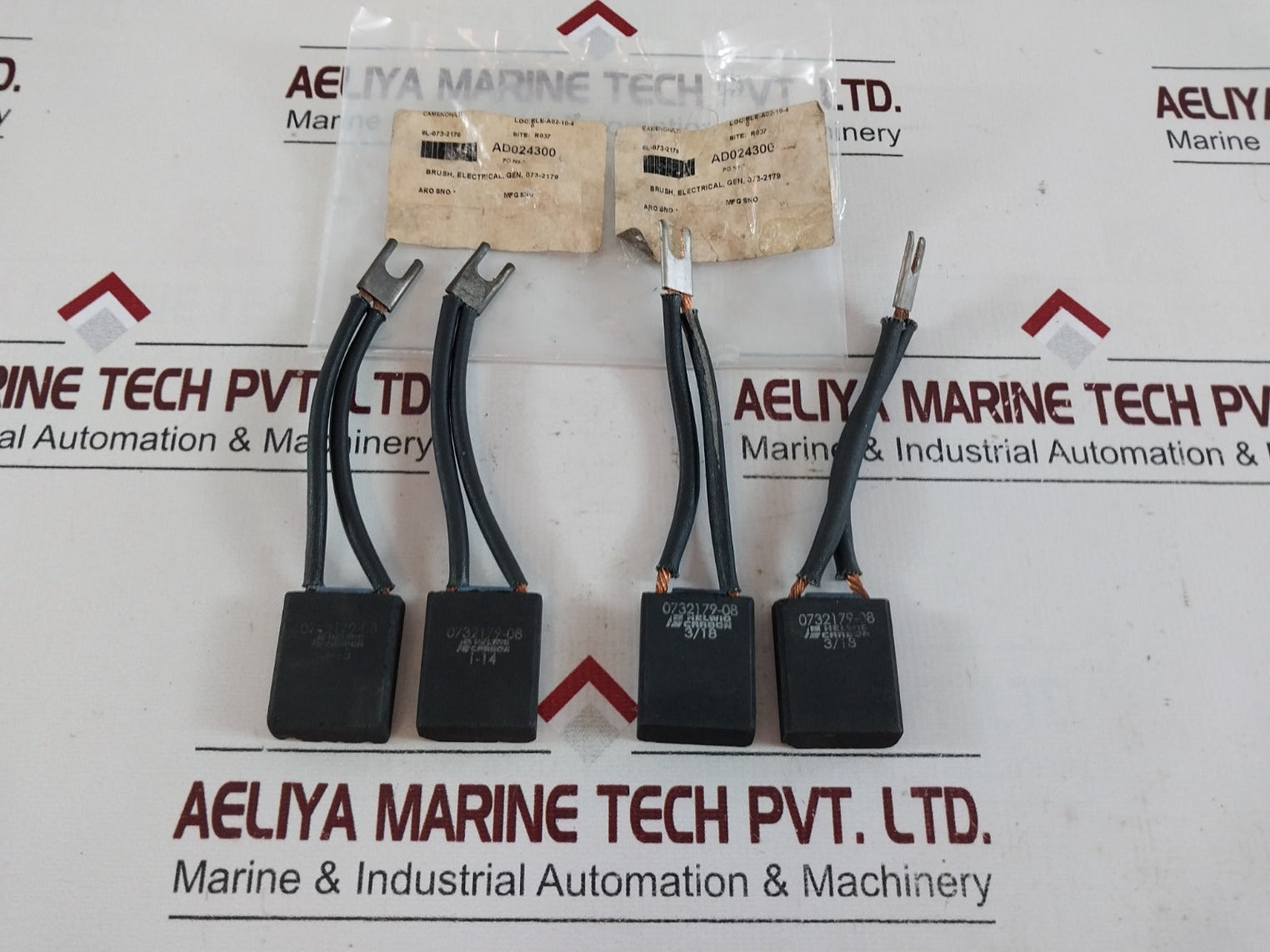 Lot of 4X Helwig carbon 0732179-08 brush crane reciter