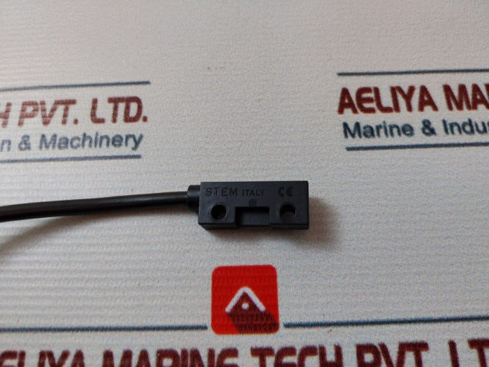 Hobart 139321-344 Magnetic Reed Switch & Lead For Dish Glass Cup Washer