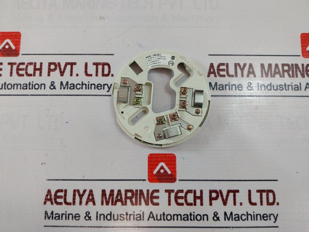Hochiki Alg-e Analogue Photo Electric Smoke Sensor With Base Ybn-r/3
