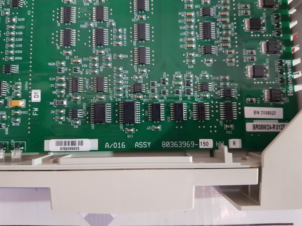 Honeywell 80363969-150 Analog Output Card Br08W24-r 0127 En 2008022 0150205023