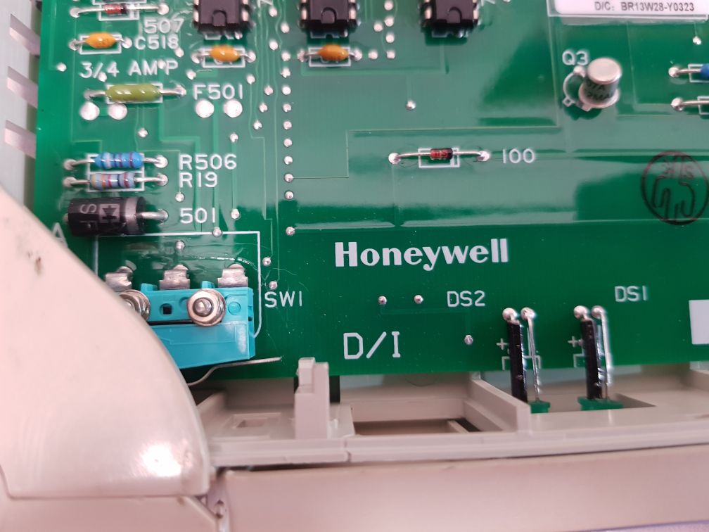 Honeywell 51304485-150 HDW: Y Digital Input Module MC-PD1 X02