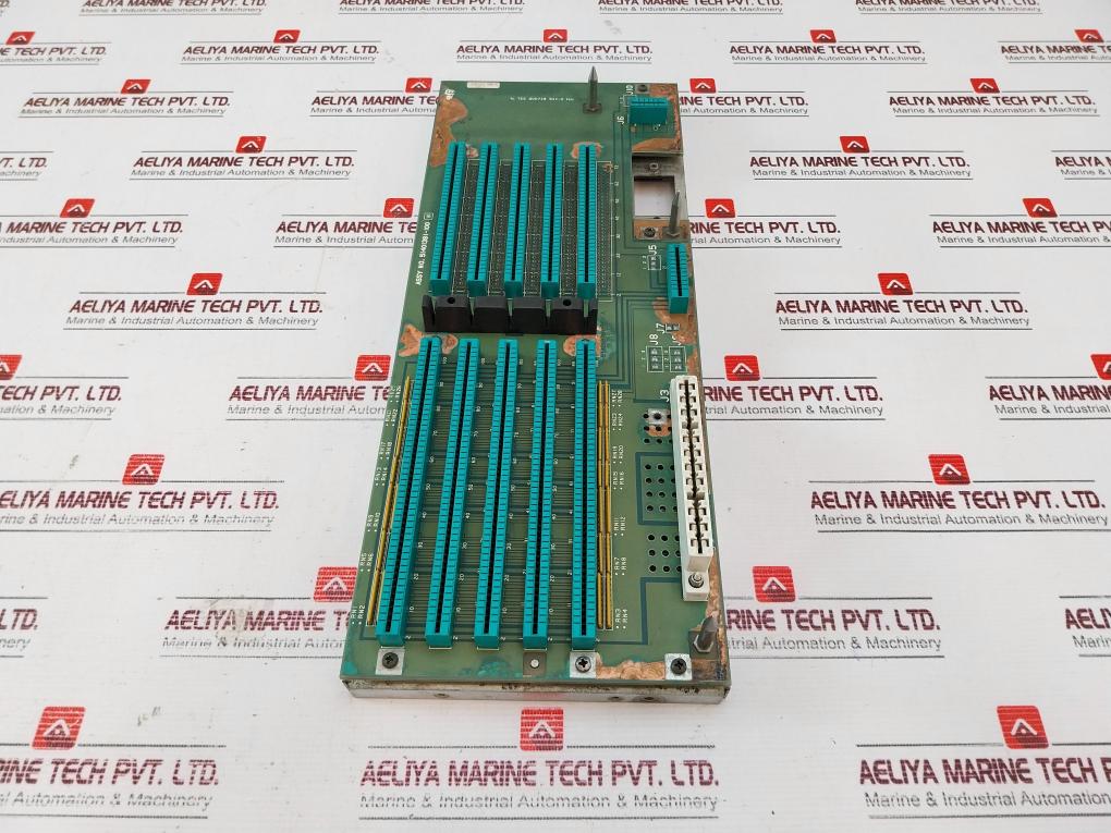 Honeywell 51401381-100 B 5 Slot Module Backpanel Rev.C