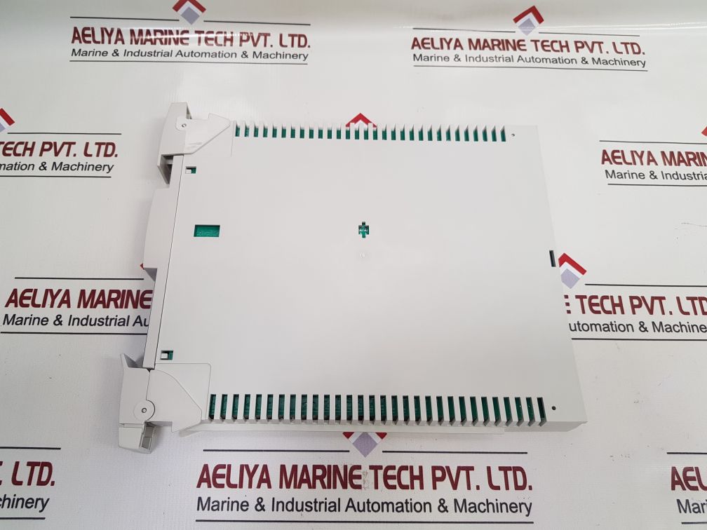 Honeywell 80363969-150 Analog Output Module Rev.F 51404092-400 P2011021