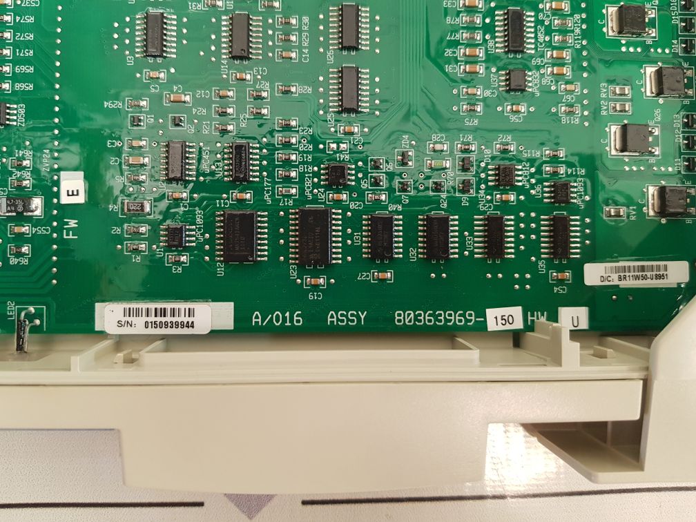 Honeywell 80363969-150 Analog Output 16 Module 51404092-400 Rev F En P2010045