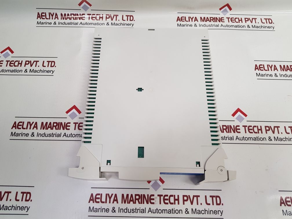 Honeywell 80363969-150 Analog Output 16 Module 51404092-400 Rev F En P2010045