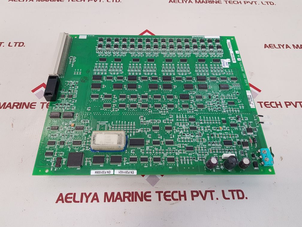 Honeywell 80363975-150 Digital Output Module New