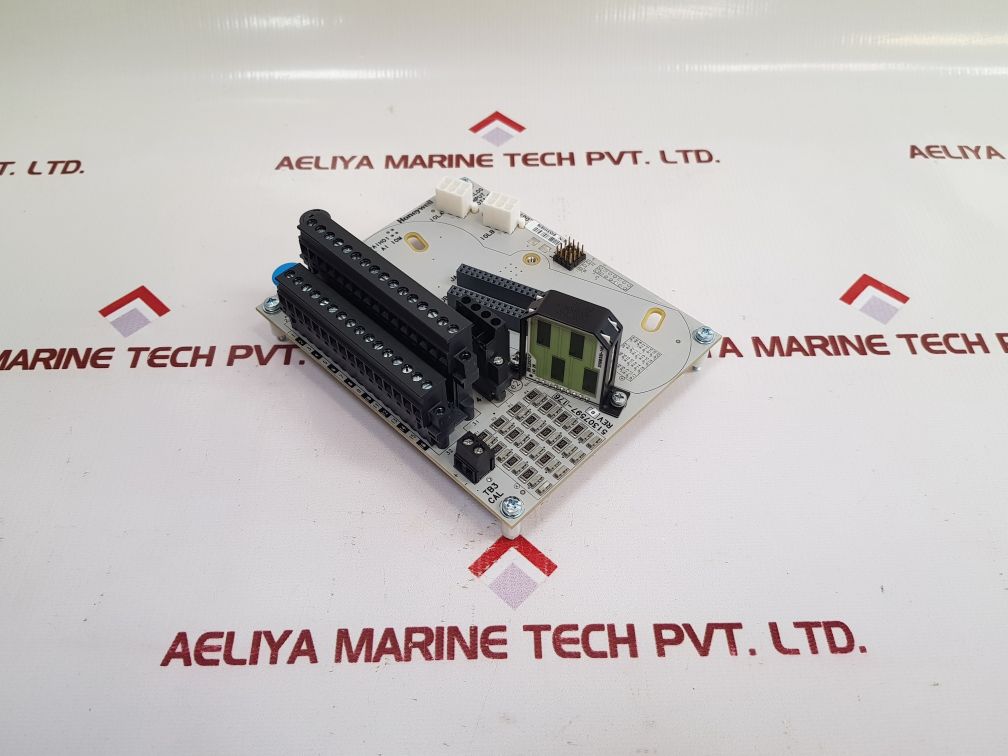 Honeywell 51307597-176 Analog Input Module