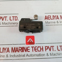 Honeywell Bz-2Rw822 Micro Limit Switch 15A 125.250 Or 480Vac