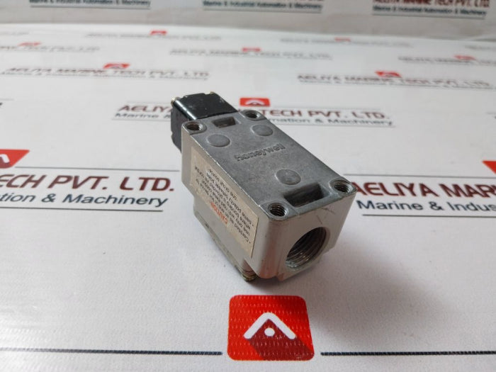 Honeywell Szl-wlc-b Limit Switch 1/2Hp 125Vac