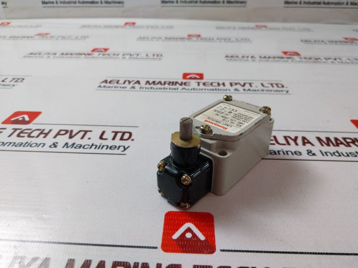Honeywell Szl-wlc-b Limit Switch 1/2Hp 125Vac