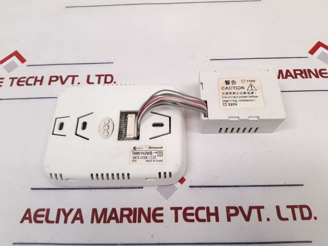 Honeywell T6861H2Wb Temperature Controller With Connector Used