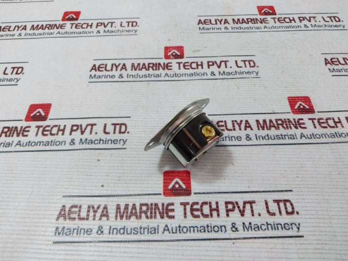 Hubbell 316-0177 Receptacle Elec Socket Connector 15A 125V