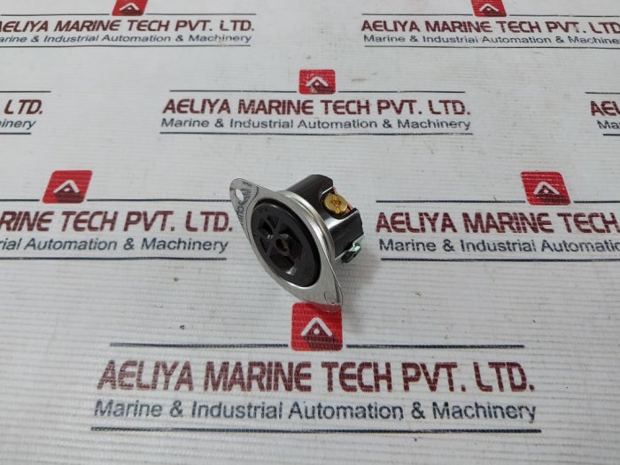 Hubbell 316-0177 Receptacle Elec Socket Connector 15A 125V