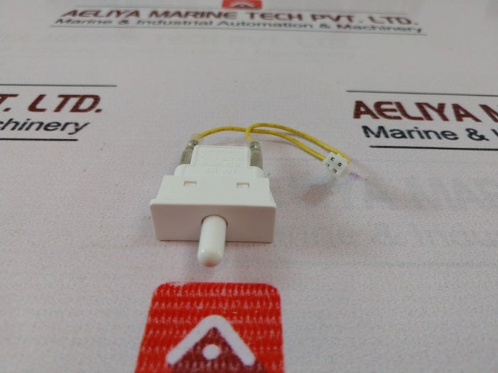 Yuyao Lingtong Electric Ltk-12B Light Switch