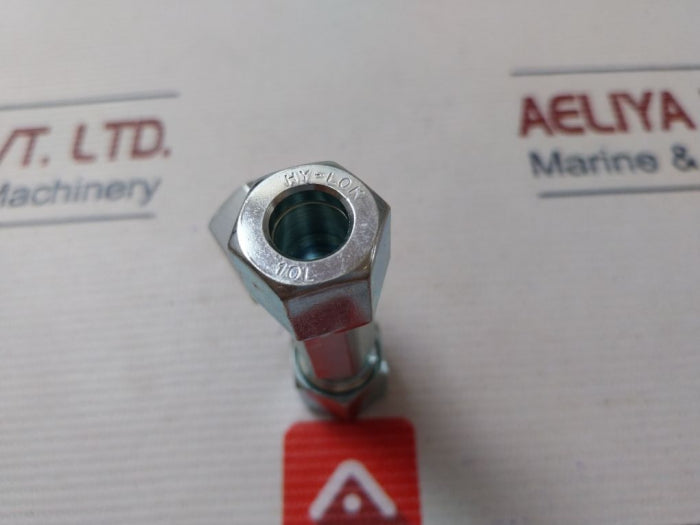 Hy-lok 10L Swivel Nut Branch Tee 10Mm Pip