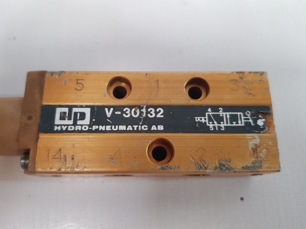 Hydro-pneumatic V-30132