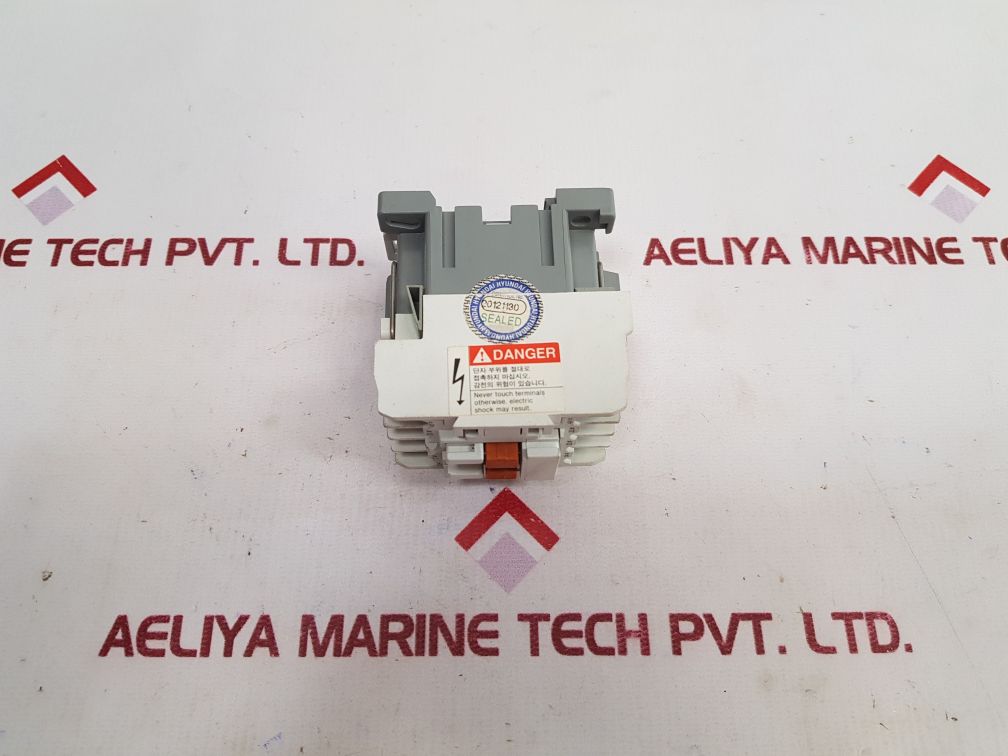 Hyundai Hmx 22 Control Relay 20A 100...110V 60Hz